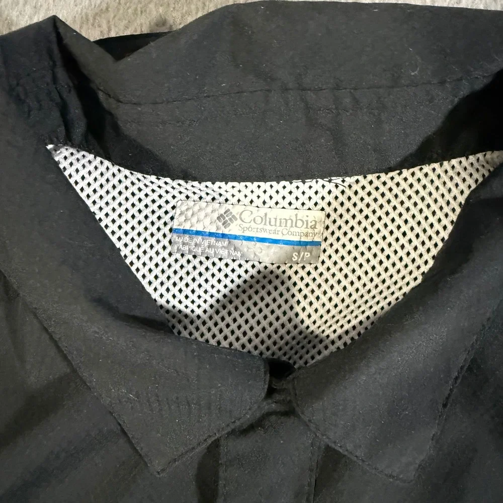 Columbia Sportswear South Carolina Gamecocks Omni-Shade Button Shirt‎ Mens Small